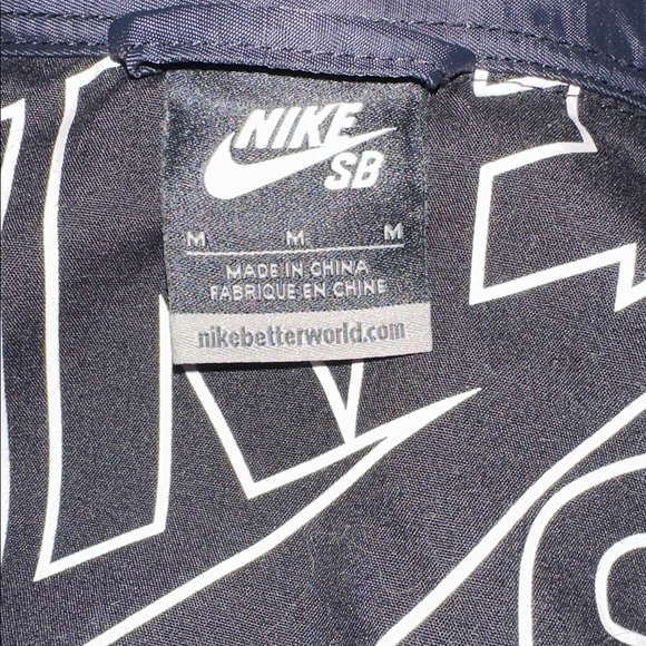 Nike SB Black shirt - men’s M - Picture 5 of 9